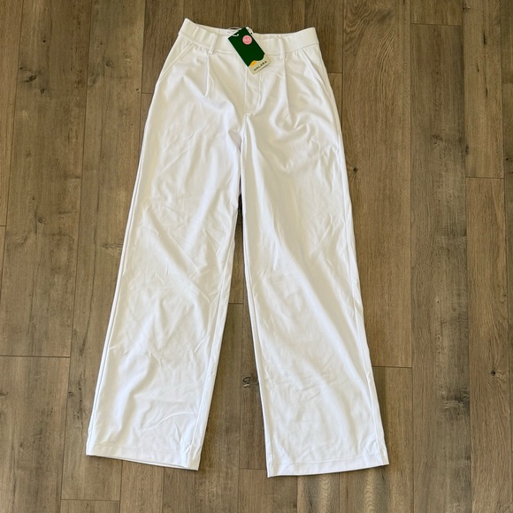 Halara High Waisted Side Pocket Straight Leg Work
Pants (White) NWT - Picture 12 of 12
